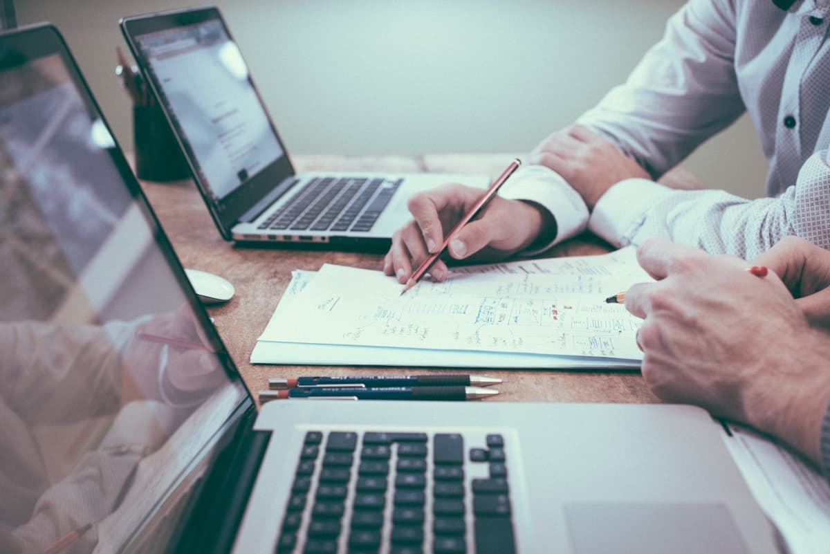 The Managed IT Scorecard Every Growing Business Should Track cover illustration